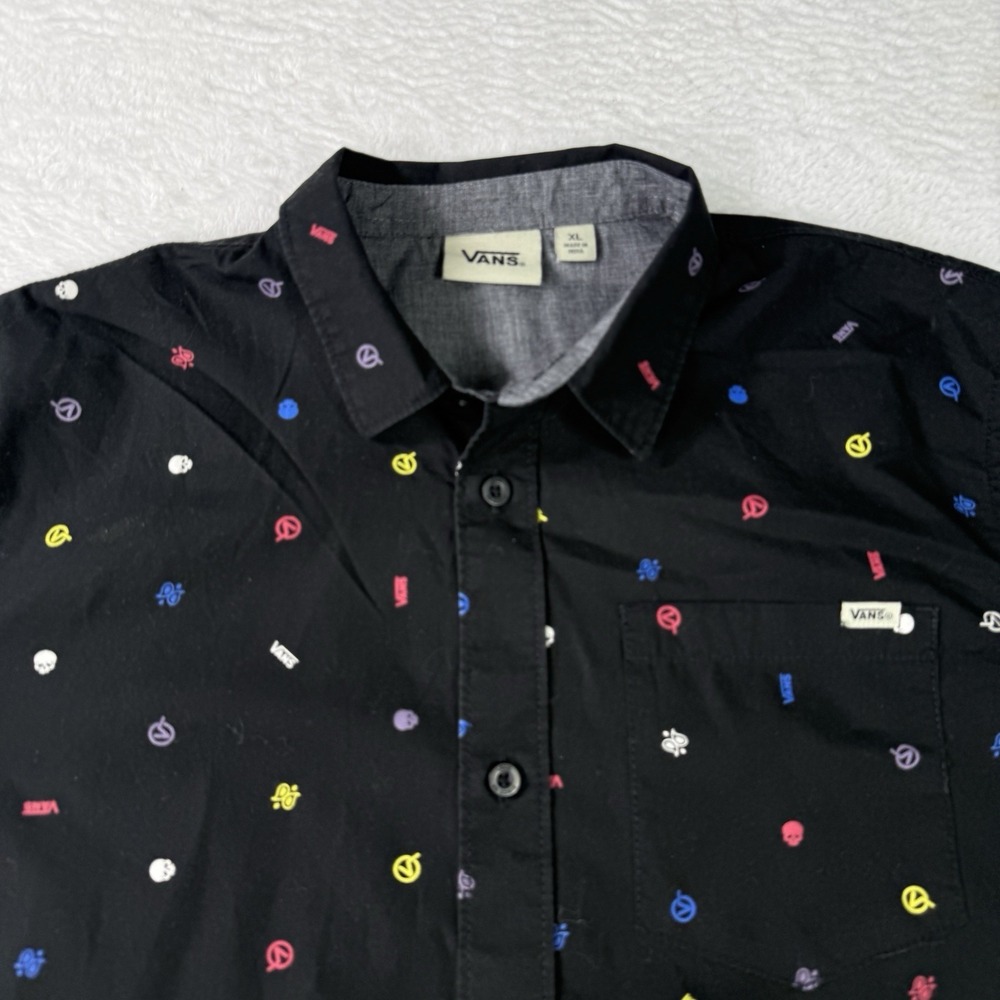 Vans‎ Shirt Mens XL Black Button Up Short Sleeve AOP Skull Loop Collar